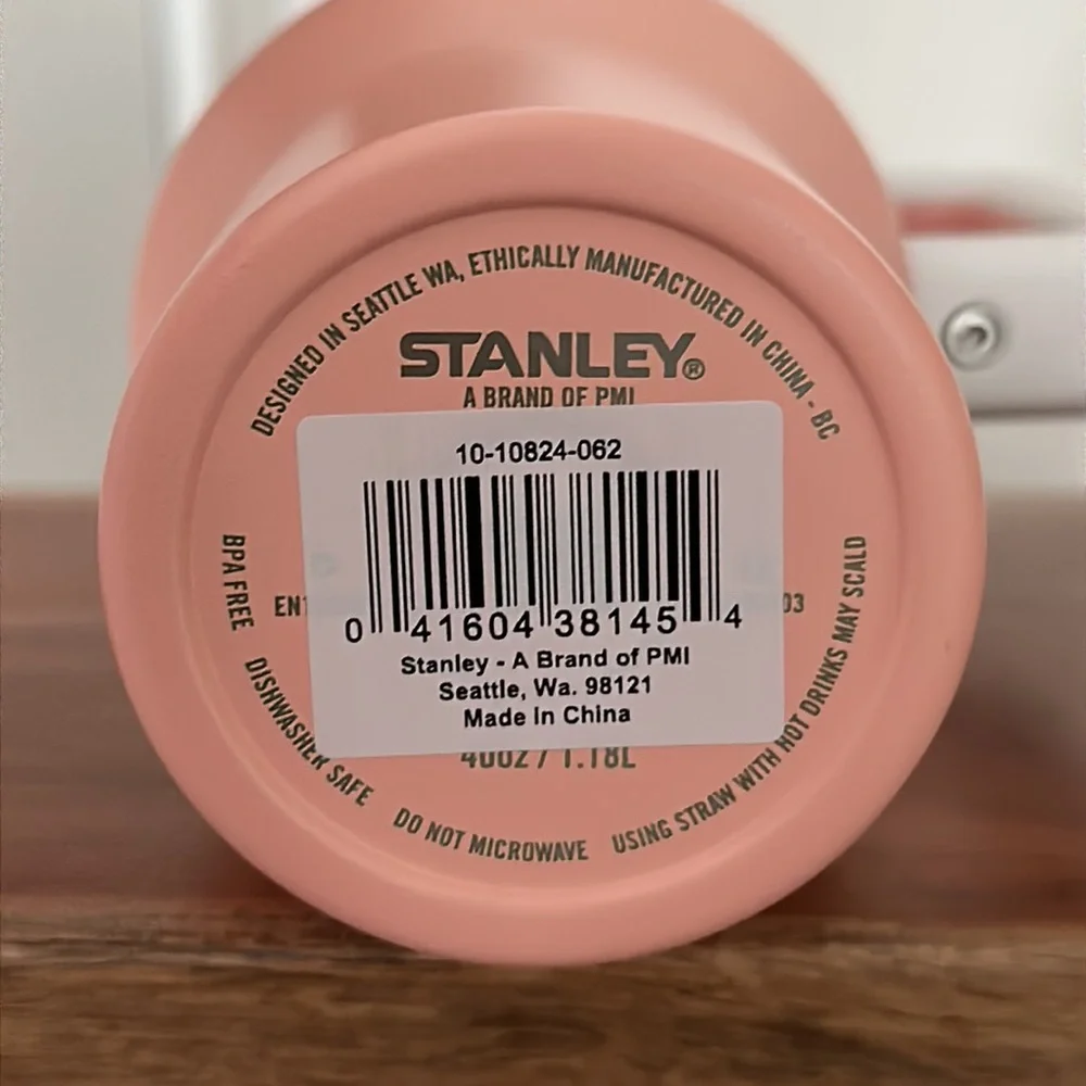 Stanley 40oz Tumbler - Picture 6 of 7